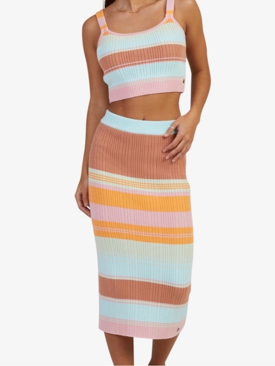 Roxy Dresses & Skirts - Roxy playa beach skirt - midi